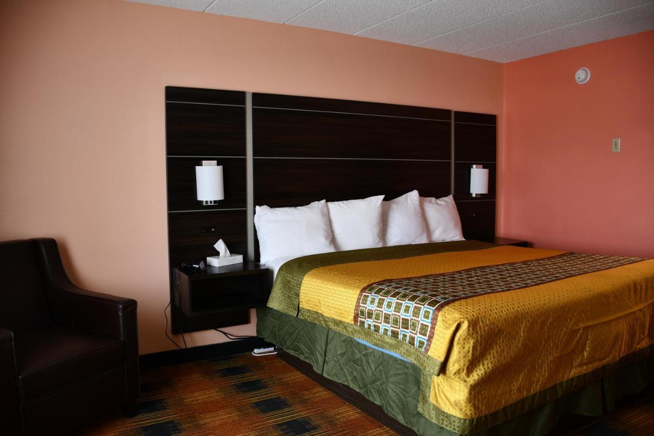 Regency Inn & Suites Faribault Ngoại thất bức ảnh